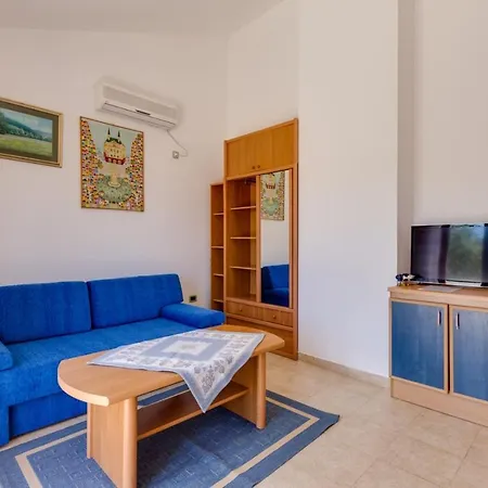 Nives, Artatore * Mali Lošinj