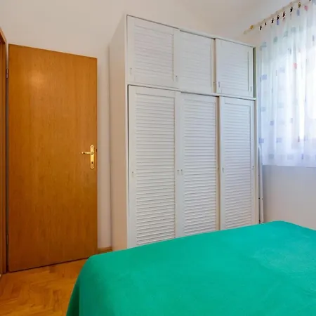 Nives, Artatore Mali Lošinj