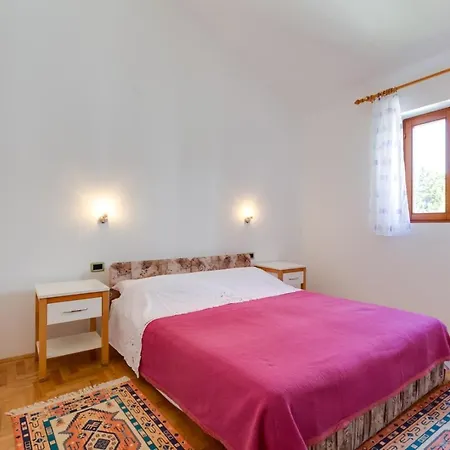 Nives, Artatore Гостевой дом 4*