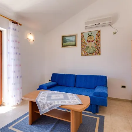 Гостевой дом Nives, Artatore 4*