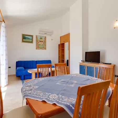 Gasthof Nives, Artatore Mali Lošinj